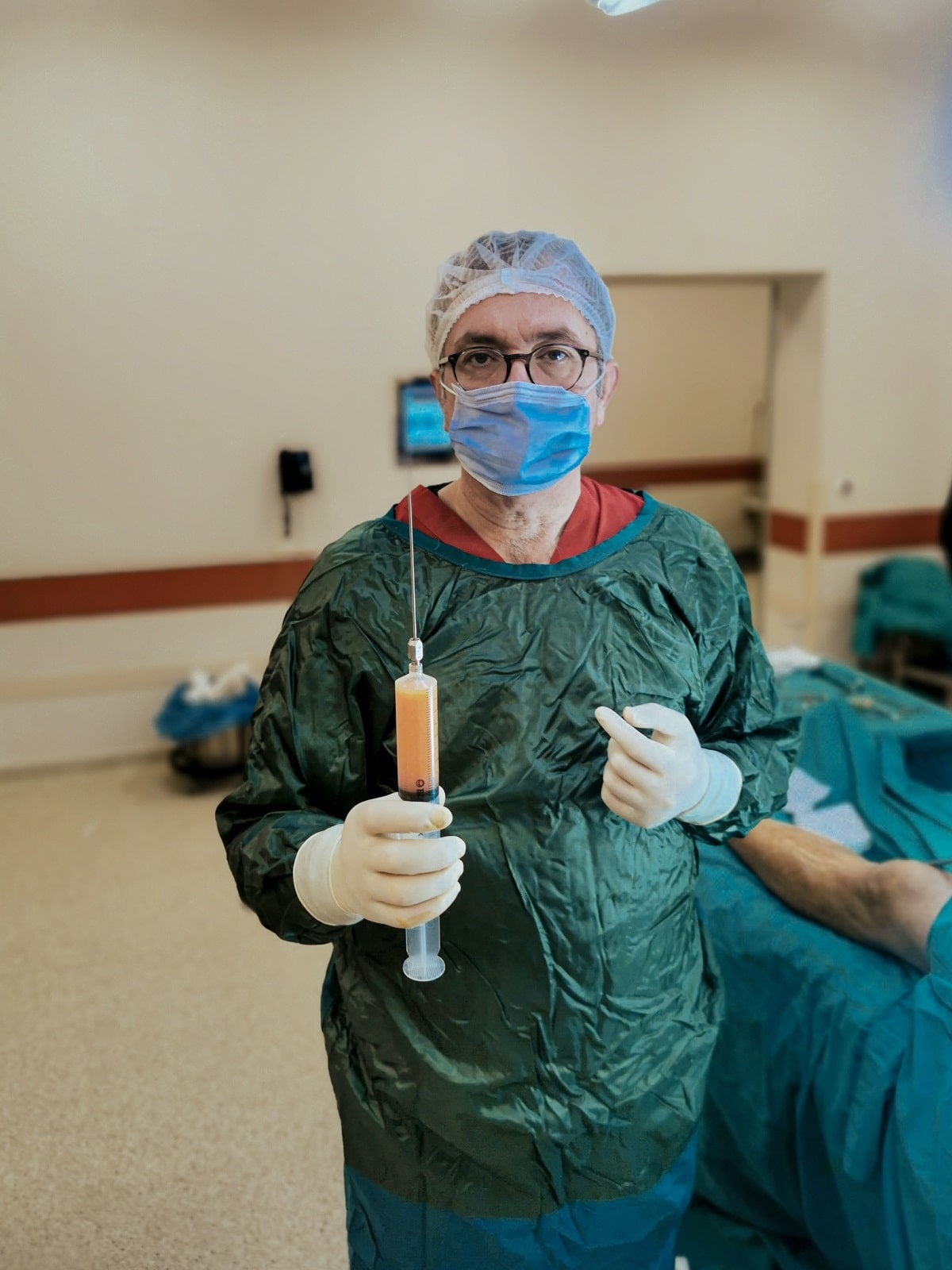 Fat Freezing vs. Liposuction: Which Option Is Right for You? Fat Freezing vs. Liposuction: Which Option Is Right for You?