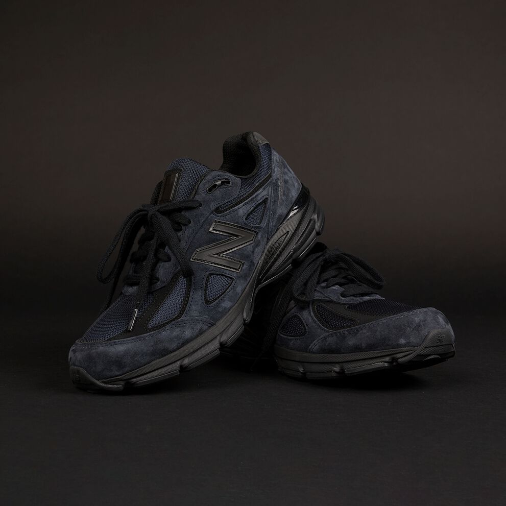 Essential Sneakers For Your Summer Wardrobe Essential Sneakers For Your Summer Wardrobe