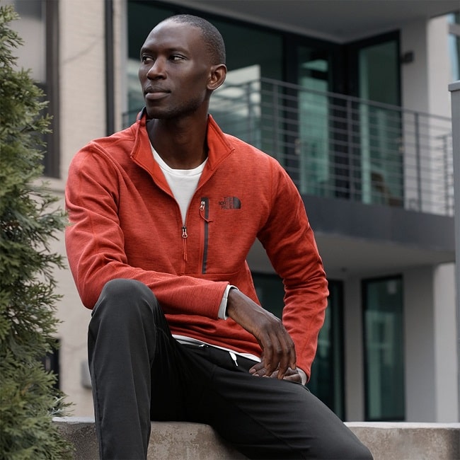 The Pros and Cons of Clothing Subscription Services The Pros and Cons of Clothing Subscription Services